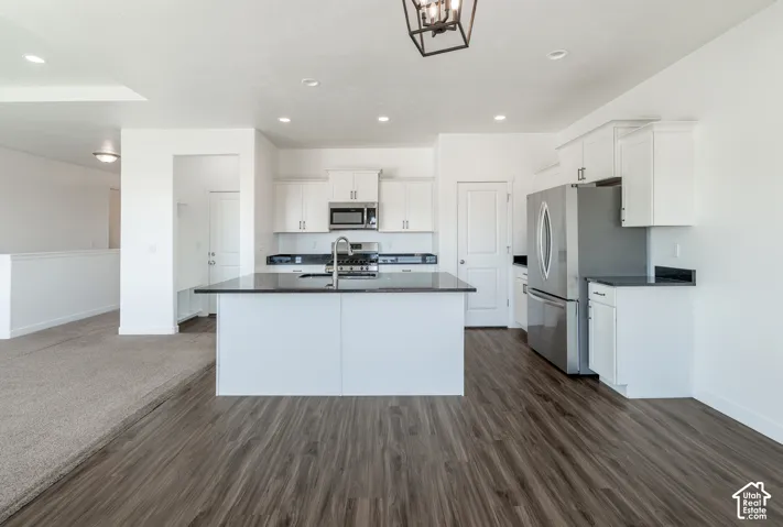 8285 N Lakeshore Dr, Lake Point, Utah 84074