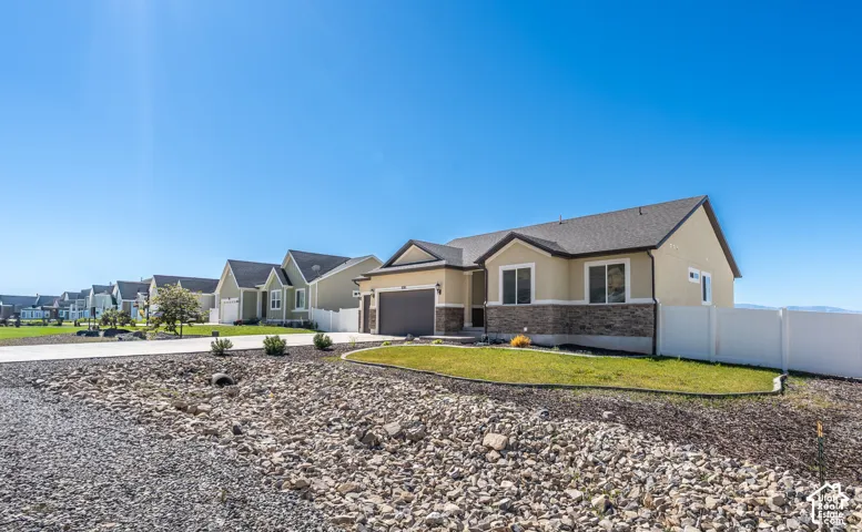 8285 N Lakeshore Dr, Lake Point, Utah 84074