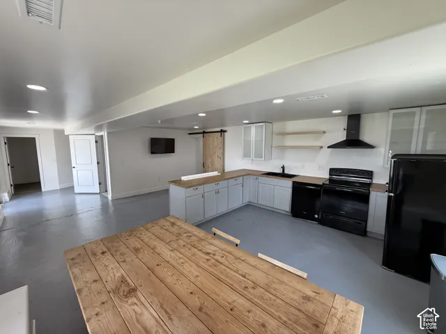 8285 N Lakeshore Dr, Lake Point, Utah 84074