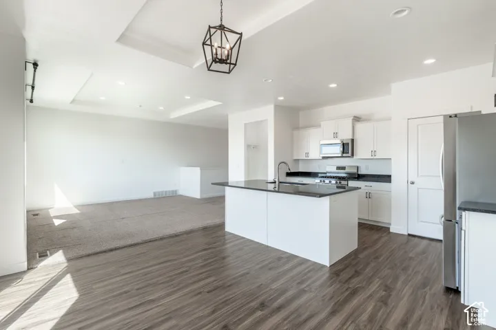 8285 N Lakeshore Dr, Lake Point, Utah 84074