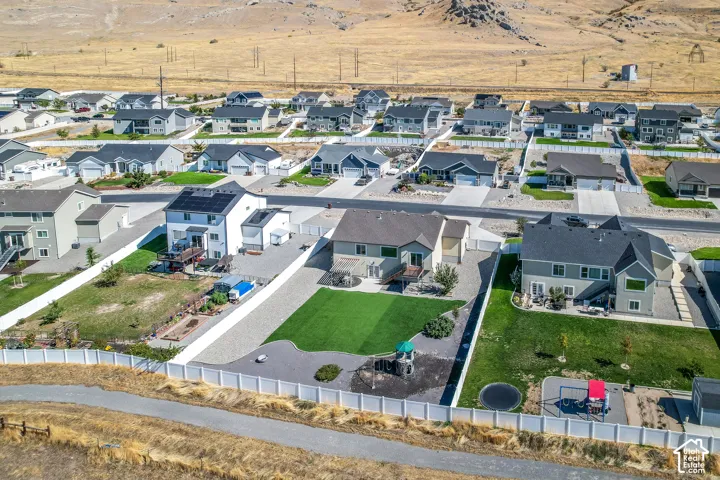 8285 N Lakeshore Dr, Lake Point, Utah 84074