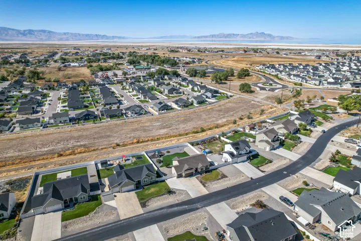 8285 N Lakeshore Dr, Lake Point, Utah 84074