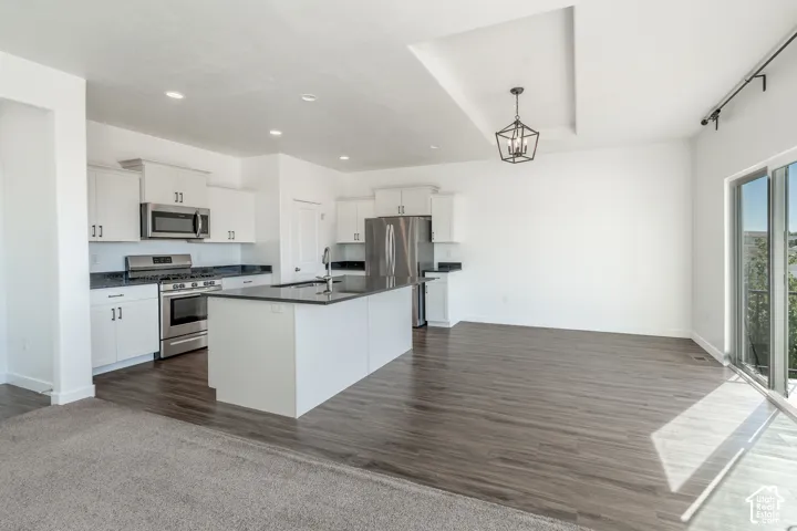 8285 N Lakeshore Dr, Lake Point, Utah 84074