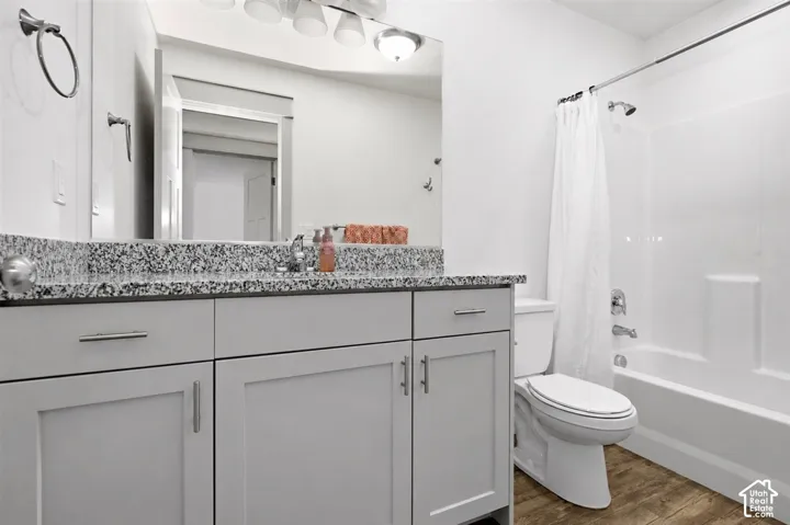 43 N 270 W #43, Hyrum, Utah 84319