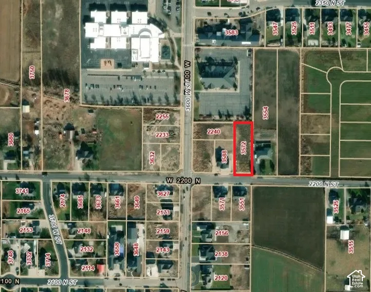Aerial Parcel Map. Highlighting the physical boundaries and geographic location of the property