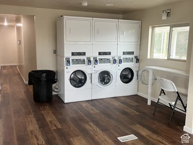 Clubhouse laundromat