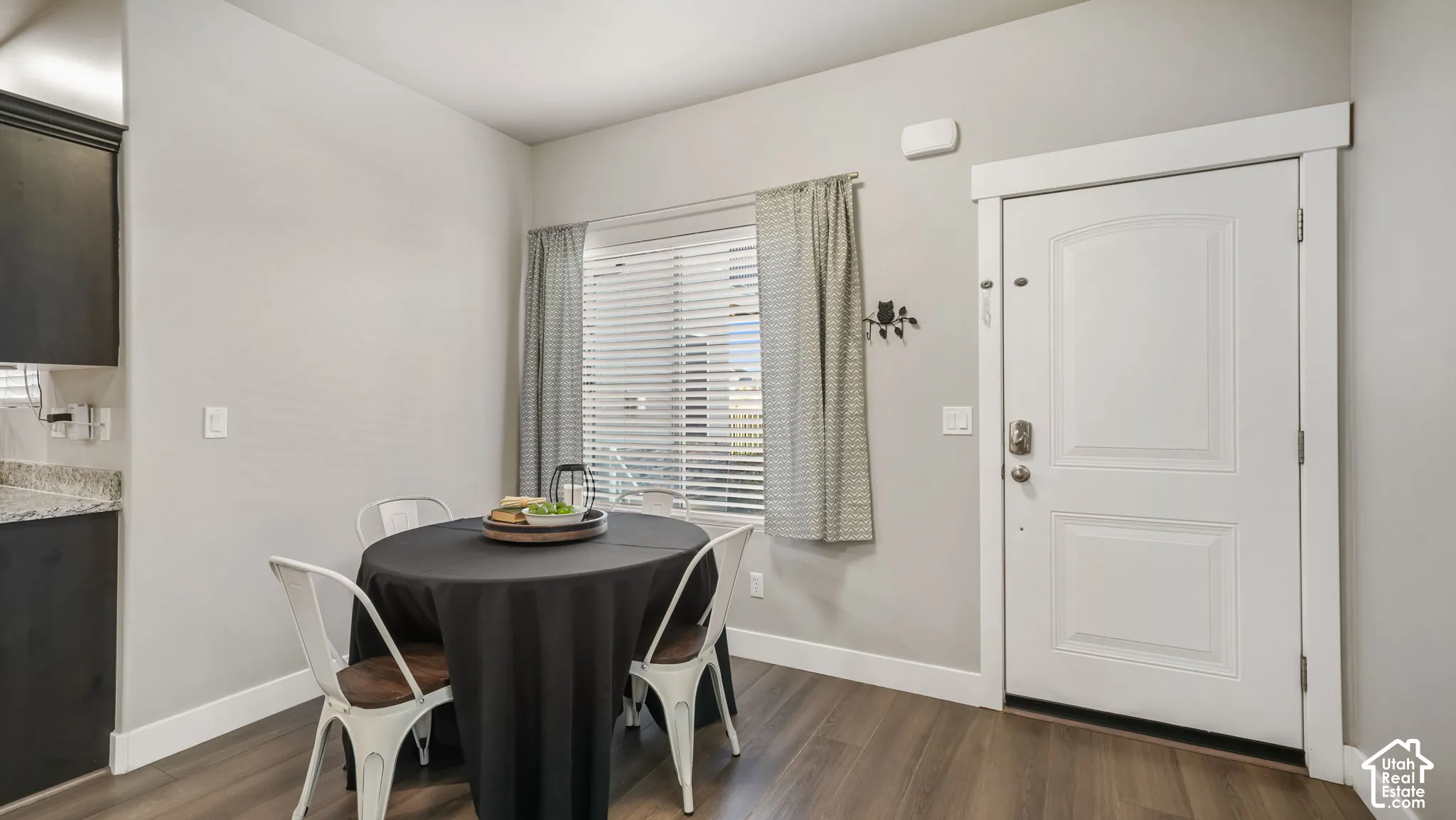 Entrance and dining area