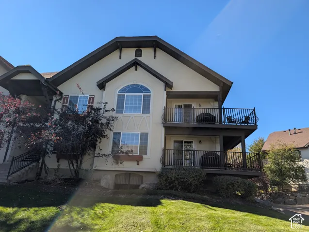 Second level balcony/deck