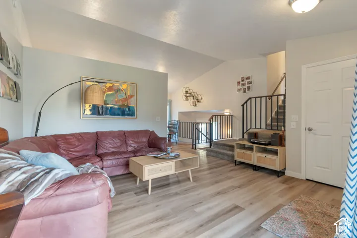 802 E Tara Cir, Midvale, Utah 84047