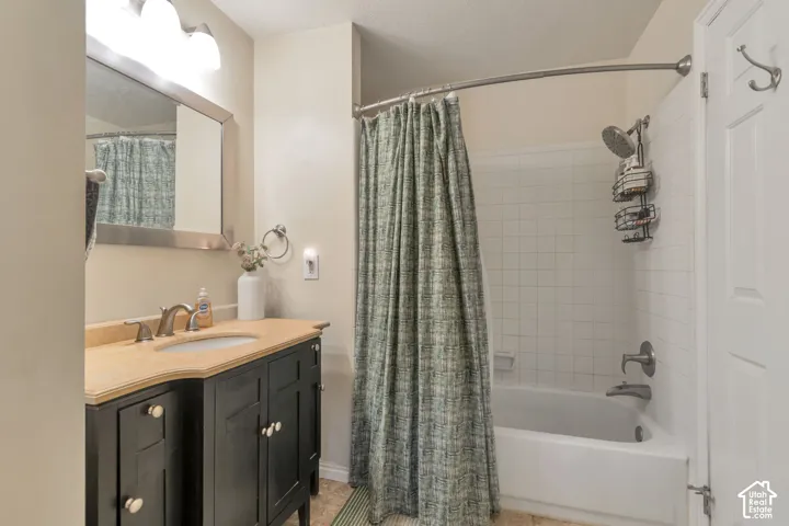 802 E Tara Cir, Midvale, Utah 84047
