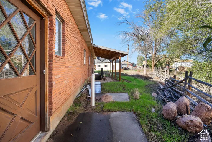 369 N Bonnie Dr, Roosevelt, Utah 84066