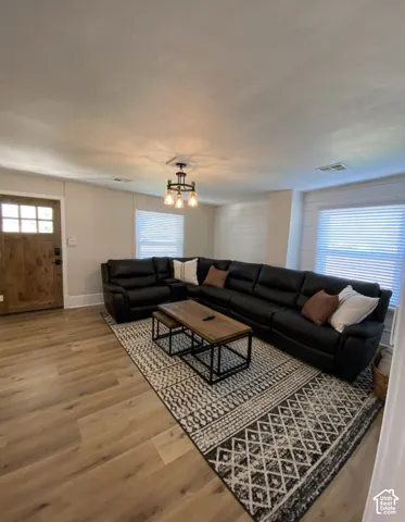 25 S 200 Main, Escalante, Utah 84726