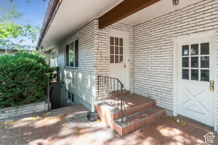 866 E 970 N, Orem, Utah 84097