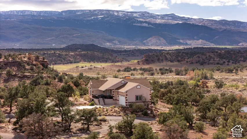 1320 E Moki Ridge Rd, Torrey, Utah 84775