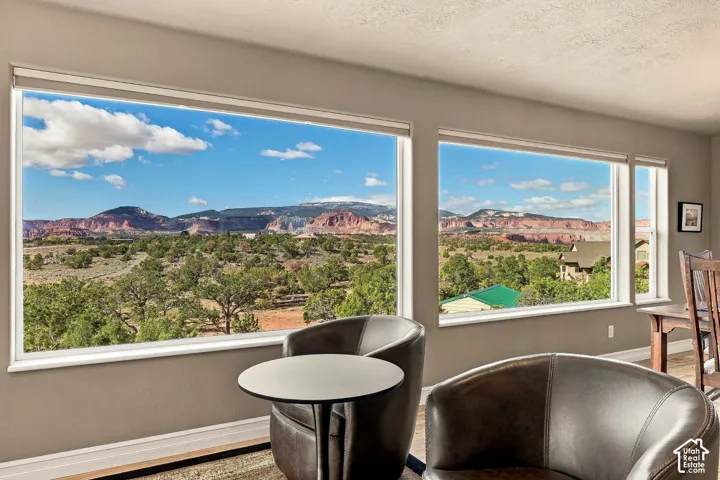 1320 E Moki Ridge Rd, Torrey, Utah 84775
