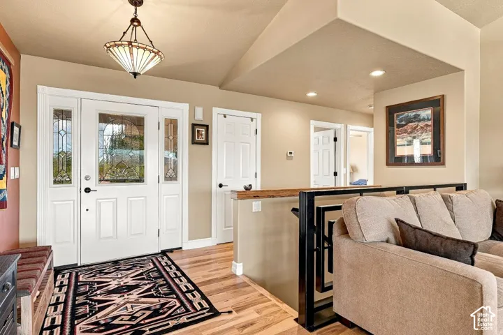1320 E Moki Ridge Rd, Torrey, Utah 84775