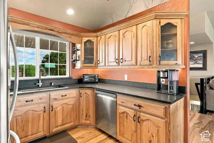 1320 E Moki Ridge Rd, Torrey, Utah 84775