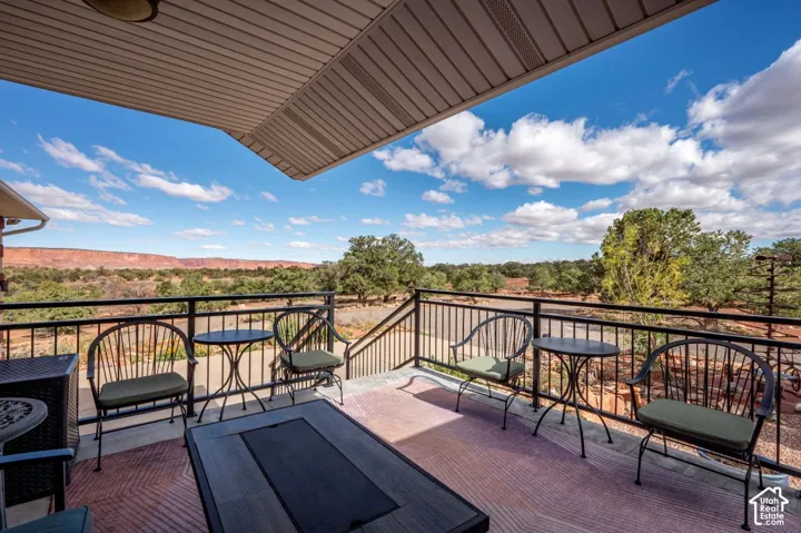 1320 E Moki Ridge Rd, Torrey, Utah 84775