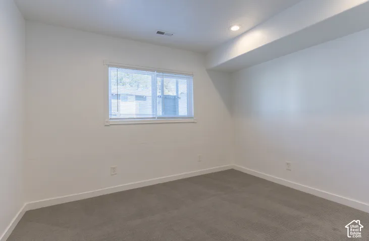 Bedroom #1 on main floor with new carpet