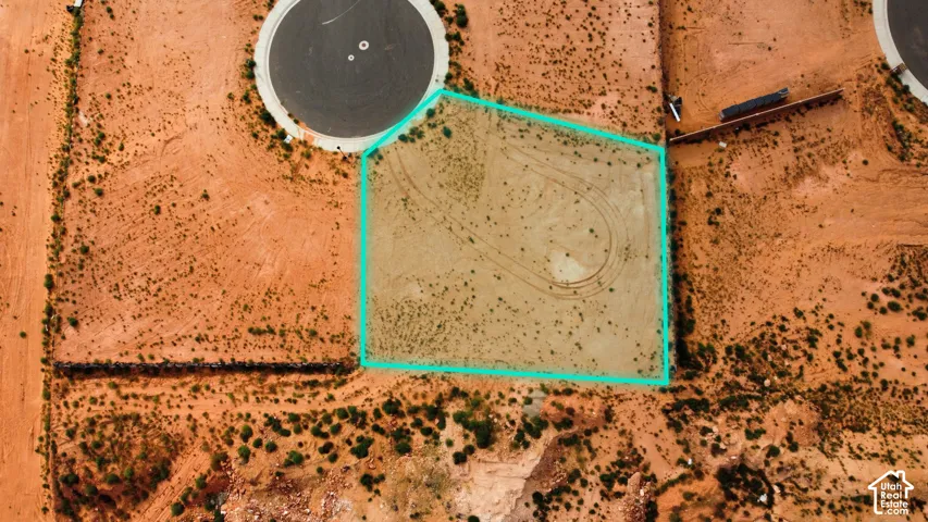 Plat Map. Outlining the surveyed boundaries and lot dimensions of the property