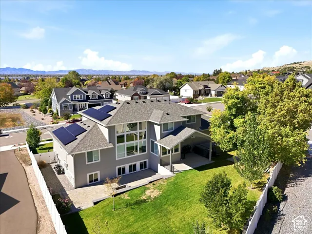 Premier neighborhood and great location