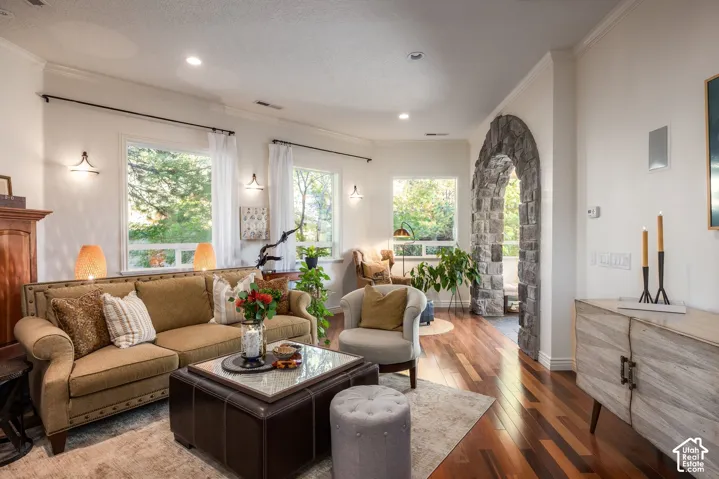 3217 E Fort Union Blvd, Cottonwood Heights, Utah 84121