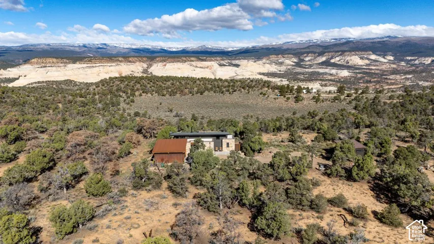 1909 E Long Neck Dr, Boulder, Utah 84716
