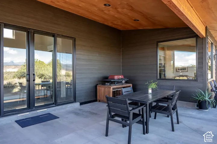 1909 E Long Neck Dr, Boulder, Utah 84716