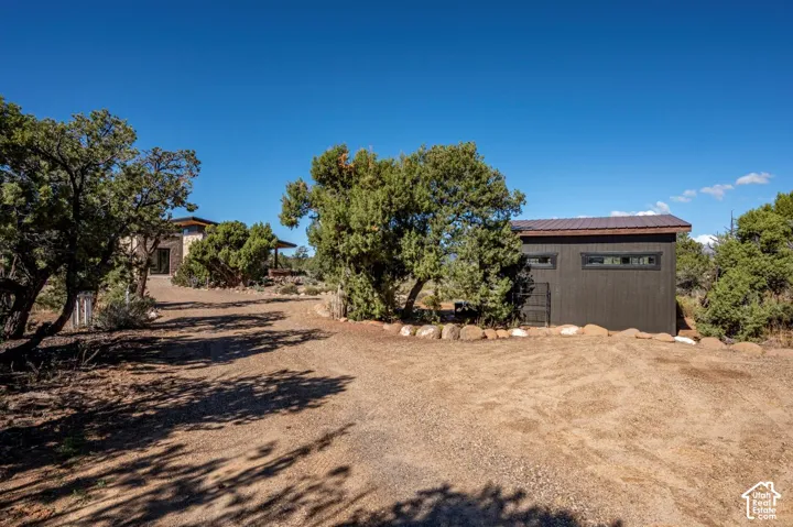 1909 E Long Neck Dr, Boulder, Utah 84716