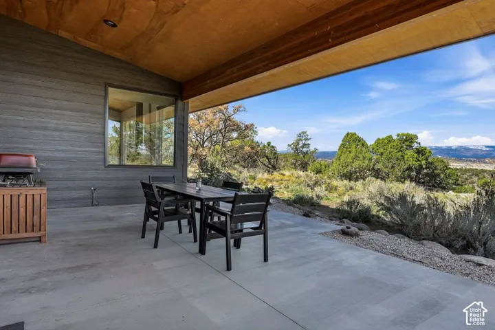 1909 E Long Neck Dr, Boulder, Utah 84716