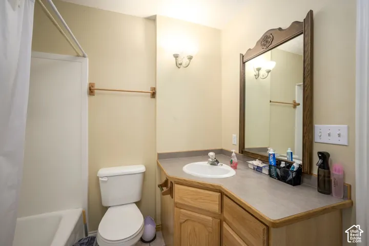 464 E 850 N, Springville, Utah 84663
