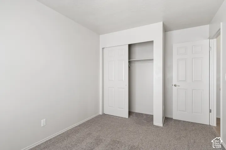 1239 W 1800 N, Clinton, Utah 84015