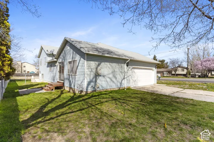 1239 W 1800 N, Clinton, Utah 84015