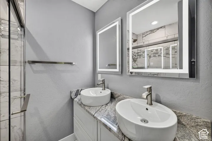 3173 E Barnhill Bay, Cottonwood Heights, Utah 84121