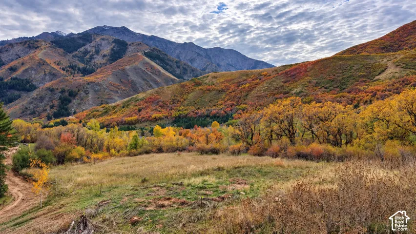 6183 N Whisper Ridge Pkwy, Mountain Green, Utah 84050