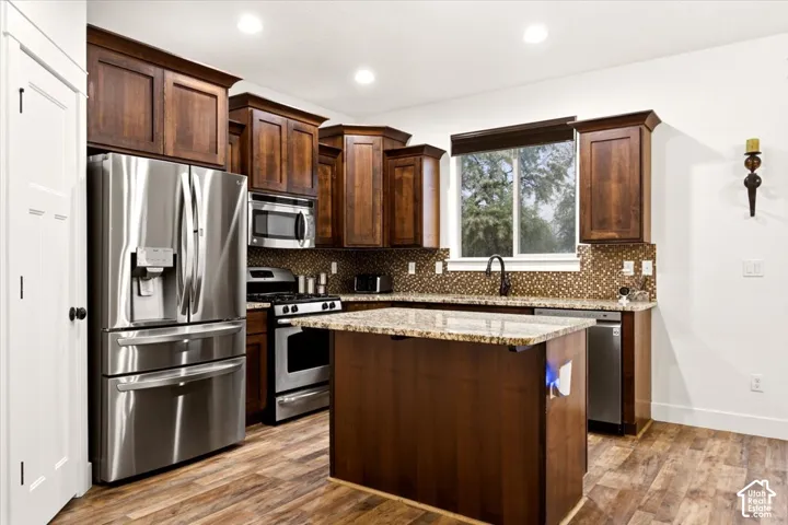 998 E Mountain Shadow Dr, Layton, Utah 84040