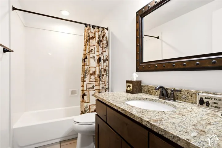Main bath upstairs