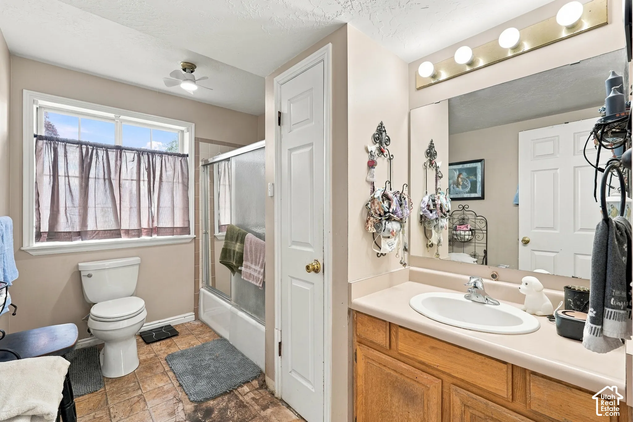 Main Level Bathroom 1