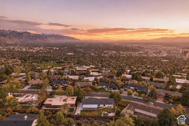 Aerial perspective featuring panoramic mountain and valley scenery