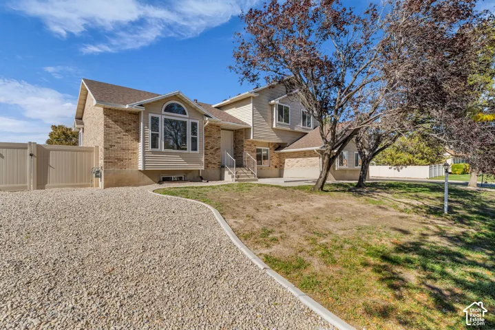 10394 S Cherry Grove Way, South Jordan, Utah 84095
