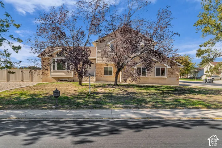 10394 S Cherry Grove Way, South Jordan, Utah 84095