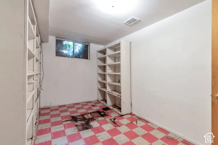 3821 S Terrace Heights Rd, Salt Lake City, Utah 84109