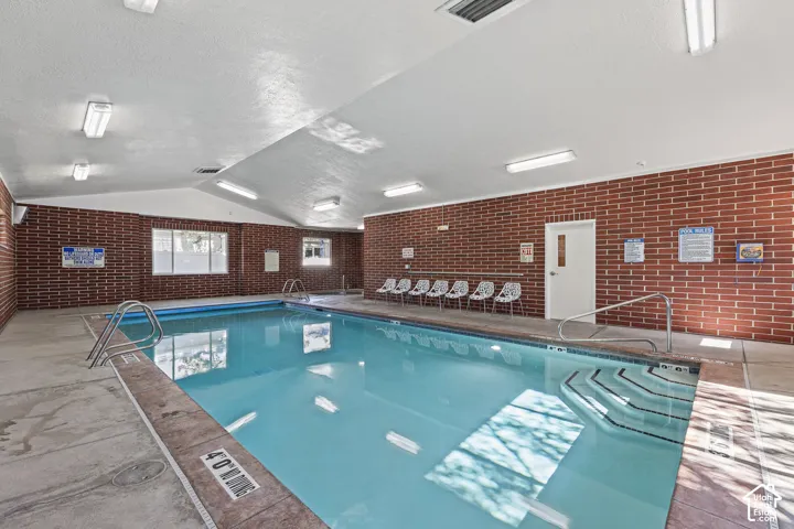 COMMUNITY INDOOR POOL