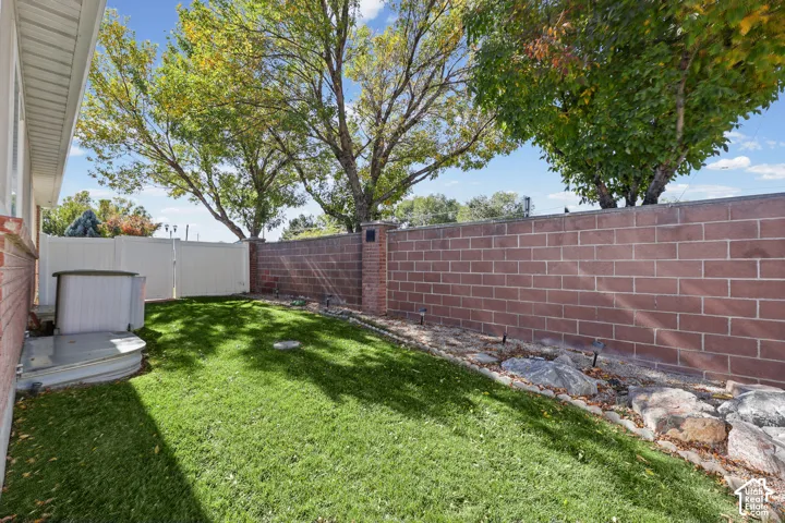 1692 W Peaceful Way, South Jordan, Utah 84095