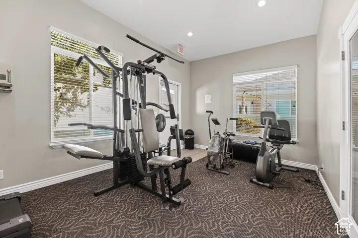 COMMUNITY EXERCISE ROOM