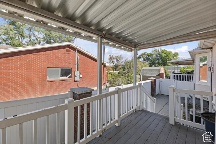 Covered deck