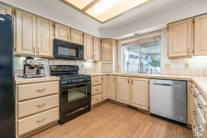 1134 E 5675 S, South Ogden, Utah 84405
