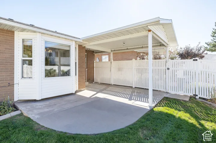 1134 E 5675 S, South Ogden, Utah 84405