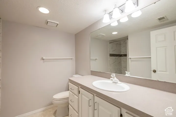 1134 E 5675 S, South Ogden, Utah 84405