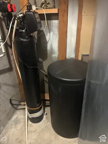 Water softening system with a tall filtration tank and matching brine tank